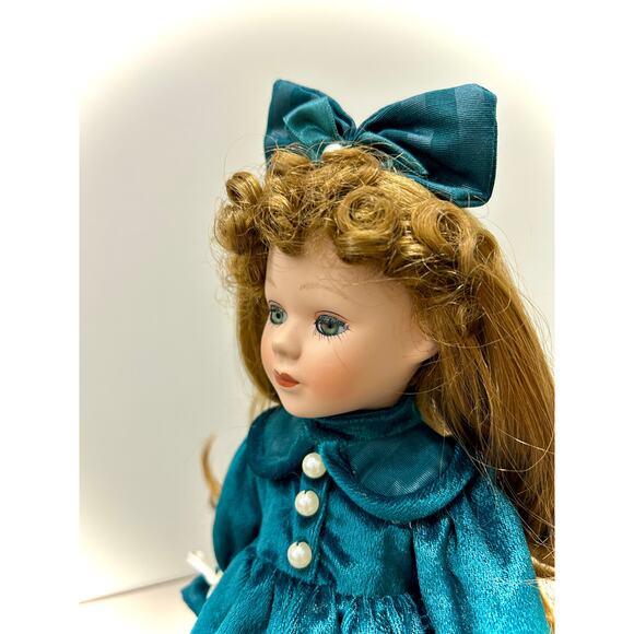 Victorian Girl 13 inch Fashion Doll – VTG Porcelain, Glass Eyes + Tag & Stand - Picture 2 of 7